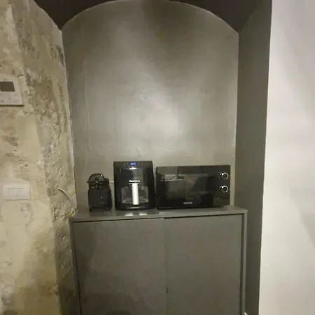 La Grotta - Vecchia, Vista Mare * Bari