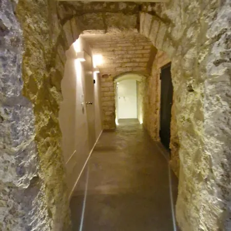 Apartment La Grotta *