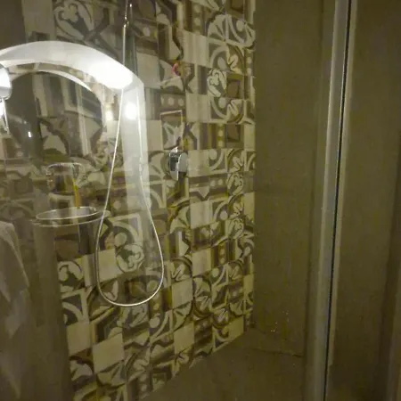 La Grotta Apartment *