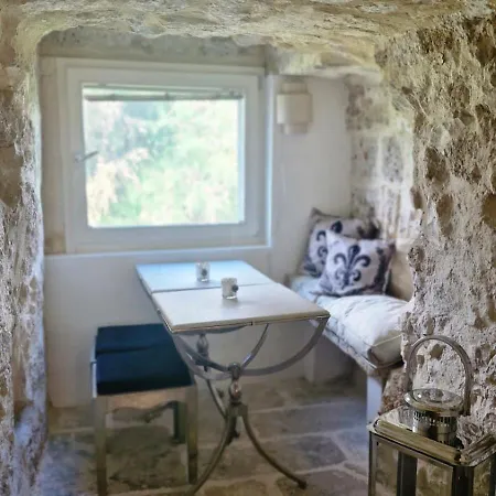 La Grotta * Bari