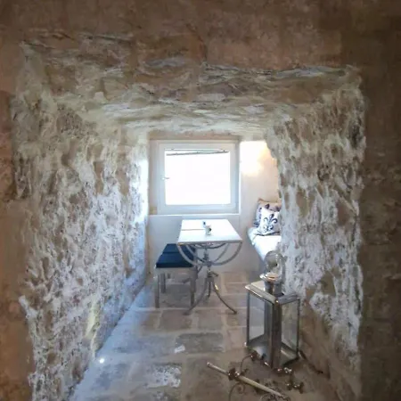 La Grotta - Vecchia, Vista Mare Apartment
