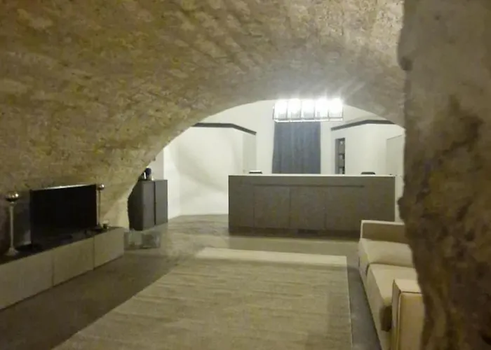 La Grotta - Vecchia, Vista Mare Bari