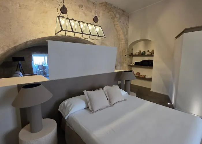 La Grotta - Vecchia, Vista Mare Апартаменты Бари